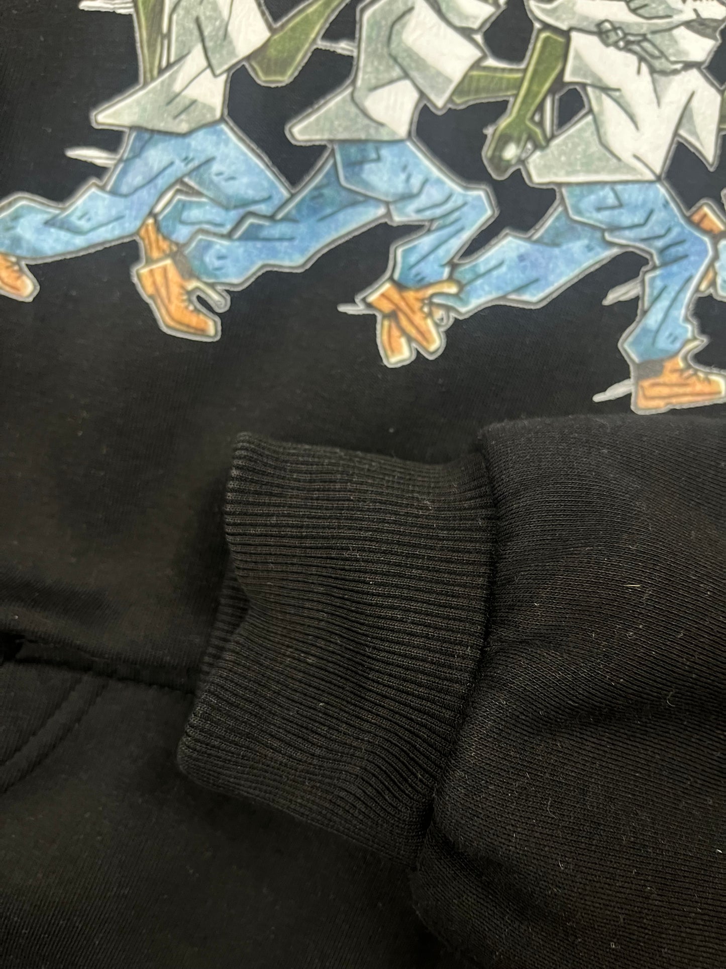 Rocky Runner Hoodie - Black